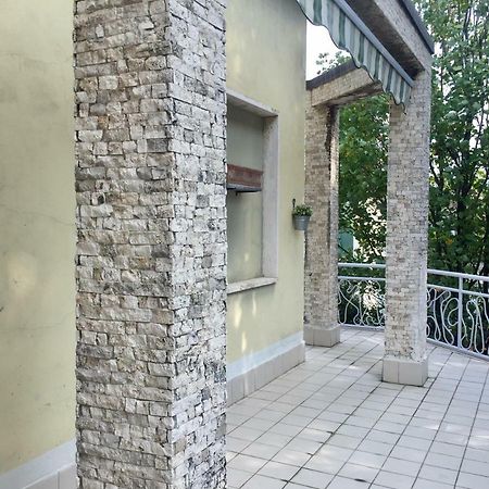 Il Cedro Argentato Apartment Монца Екстериор снимка
