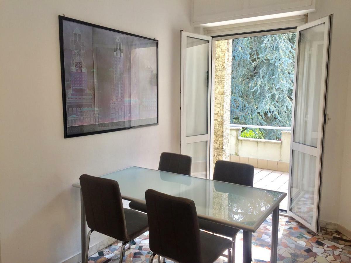 Il Cedro Argentato Apartment Монца Екстериор снимка